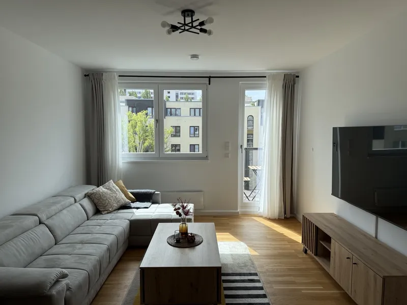 Neues Leben in Charlottenburg: Erstbezug in der Zillestrasse — photo 1